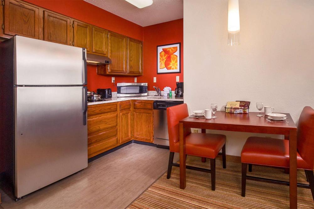 Two Bedroom Suite with Two Queen Beds interior